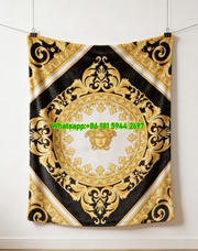 Versace Black White Gold Medusa Baroque Scroll Print Flannel Sofa Throw Blanket IMG_1317